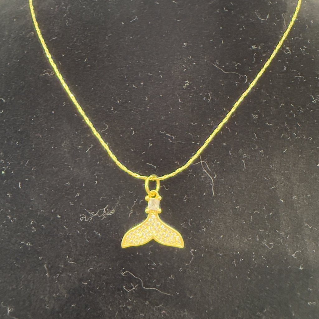 Cadena dorada, cola de sirena